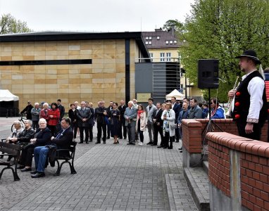 Wystawa plenerowa poświęccona mjr. Adolfowi Pilchowi.